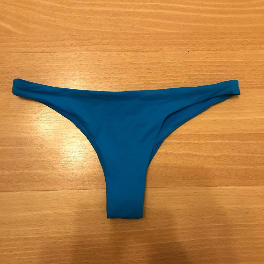 Skimpy Dakine swim bottoms